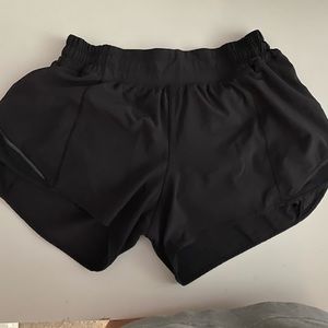 black hottie hot ‘4 shorts